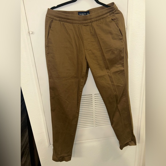 Abercrombie Chino Joggers - Picture 1 of 2